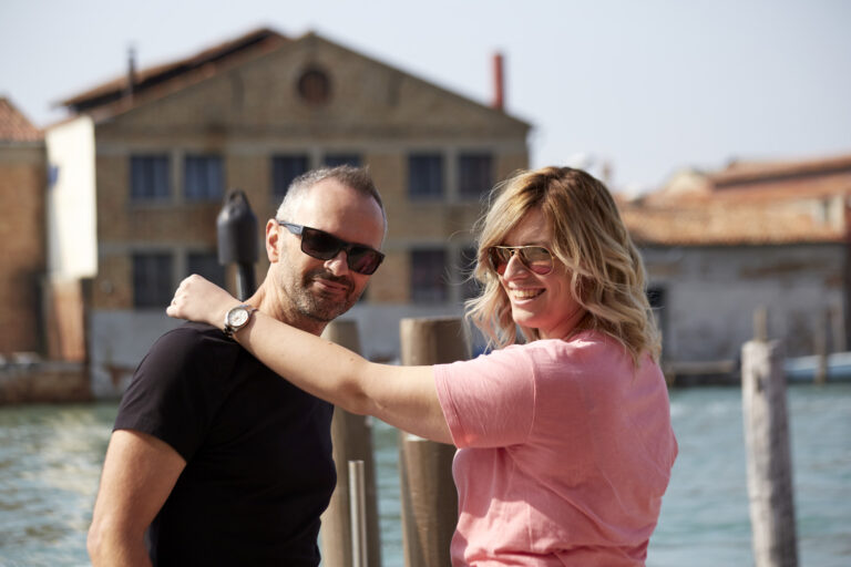 nicostudio-foto-pre-wedding-Alessia e Paolo-barca-venezia-4