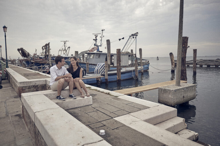 nicostudio-foto-pre-wedding-Ilenia e Michele-barca-venezia-34