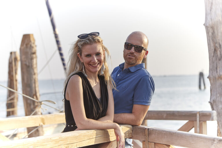 nicostudio-foto-pre-wedding-jessica-luca-barca-venezia-31